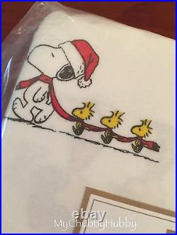 NWT Pottery Barn Teen PEANUTS QUEEN Flannel SHEETS CHRISTMAS Snoopy & Lucy
