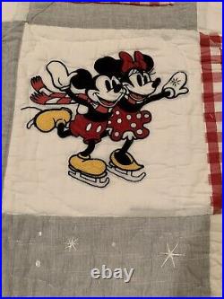 POTTERY BARN KIDS Disney Mickey & Minnie Mouse Holiday Toddler Quilt NWT