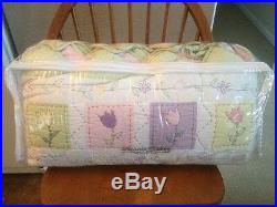 Pottery Barn Baby Crib and Twin Bed Bedding- 6 Piece- Girls