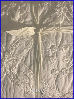 Pottery Barn Candlewick King Quilt White New