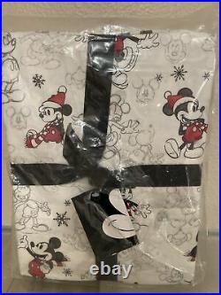 Pottery Barn Holiday Mickey Mouse 4 Piece Organic Sheet Set- Queen Christmas New