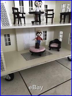 Pottery Barn Kids 2008 Palace Park Hotel Retired Collectible Doll House Toys