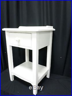 Pottery Barn Kids Antique Nightstand Side coffee Table Beautiful White drawer