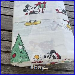 Pottery Barn Kids Disney Mickey Mouse Holiday Organic Cotton Sheet Set Queen