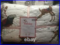 Pottery Barn Kids Heritage Santa Full Queen Quilt Shams Christmas Bedding white