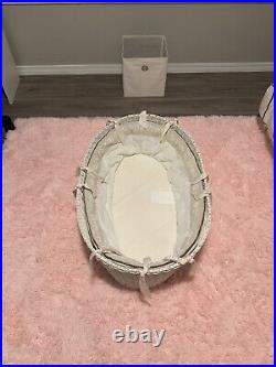 Pottery Barn Kids Moses Basket White Wicker Basket Baby Bed VGUC