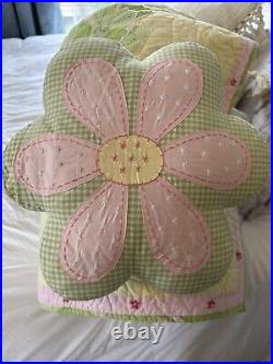 Pottery Barn Kids Queen Appliqué Embroidered Daisy Floral Quilt 8 pc Set EUC
