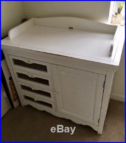 Pottery Barn Kids White Changing Table and Dresser (Slightly used)